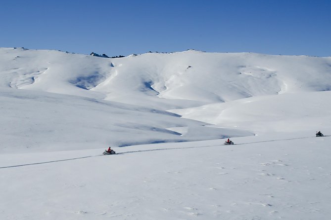 Queenstown Heli-Snowmobiling Adventure - A helicopter route to the Garvie Plateau