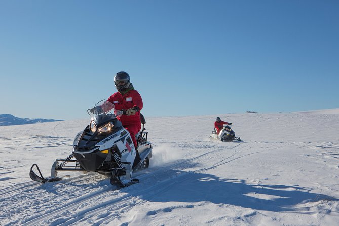 Queenstown Heli-Snowmobiling Adventure - Who will enjoy this most