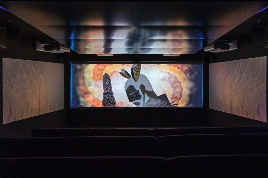 Queenstown: Hidden Underwater Theatre Experience - A time machine below Lake Wakatipu