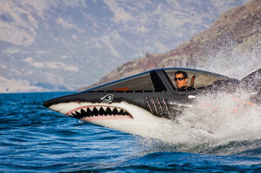 Queenstown: Hydro Attack Shark Ride - Inside the Seabreacher X