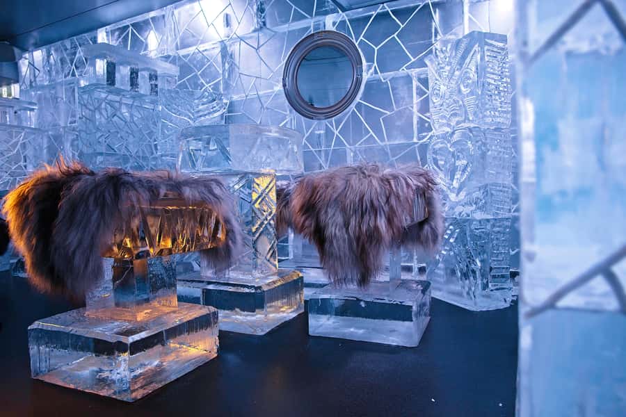 Queenstown: Ice Bar Entry with Warm Winter Gear and Drink - How the $35 price works
