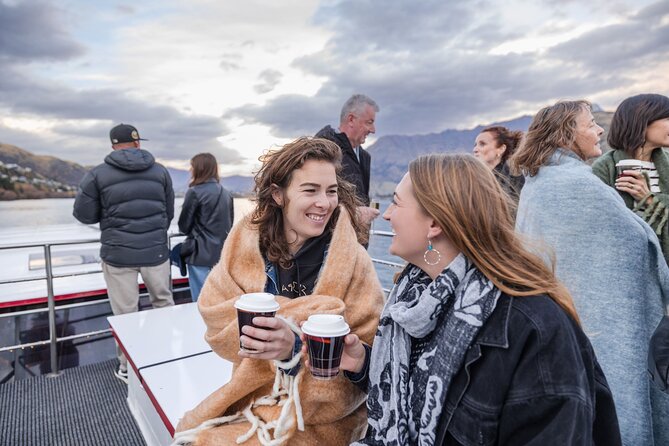 Queenstown: Lake Wakatipu Scenic Cruise (90 Minutes) - Along the Frankton Arm and back toward town