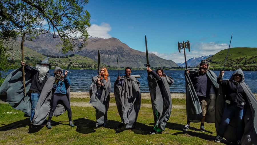 Queenstown: Lord of the Rings Locations Half-Day Tour - Starting on Camp Street at 8:00 AM or 1:30 PM