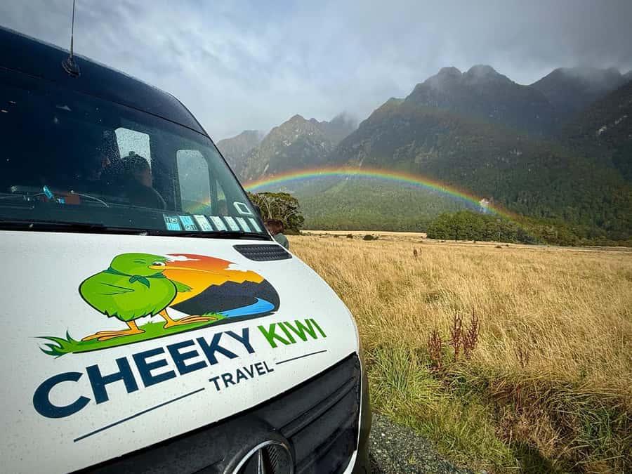 Queenstown: Milford Sound Small-Group Tour w Cruise & Lunch - The return to Queenstown is part of the deal