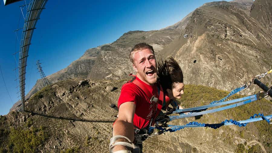 Queenstown: Nevis Canyon Swing - 70m Free-Fall! - The Nevis road trip from Queenstown