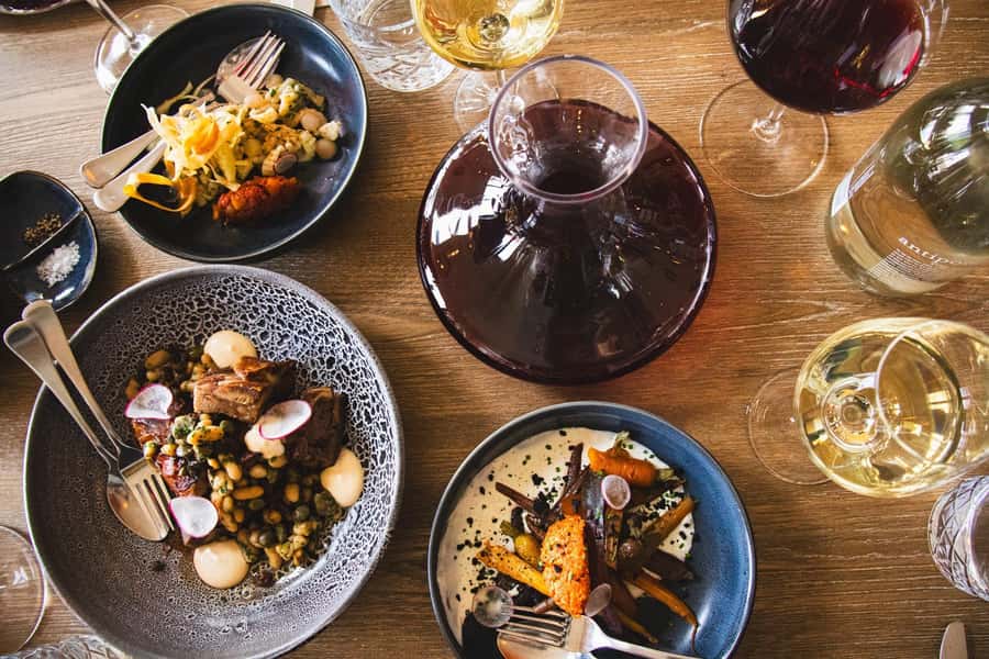 Queenstown: Premium Full-Day Central Otago Wine Tasting Tour - Carrick Winery, tasting and lunch