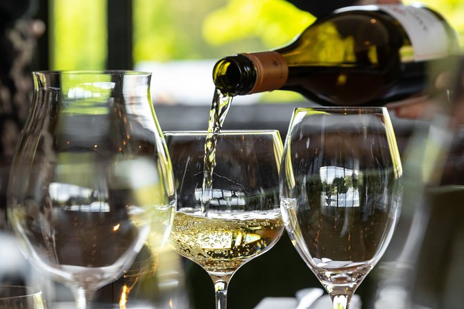 Queenstown Progressive Dinner & Wine Tour | 3 Stunning Locations - Final stop: dessert at Eichardt’s The Grille