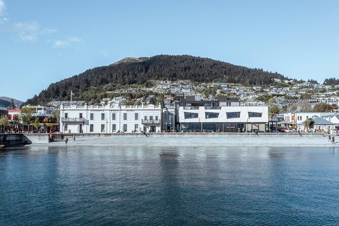 Queenstown Progressive Dinner & Wine Tour | 3 Stunning Locations - The wine program and food pairings