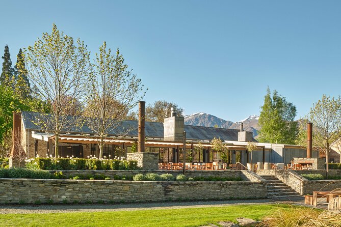 Queenstown Progressive Dinner & Wine Tour | 3 Stunning Locations - What makes the guides important