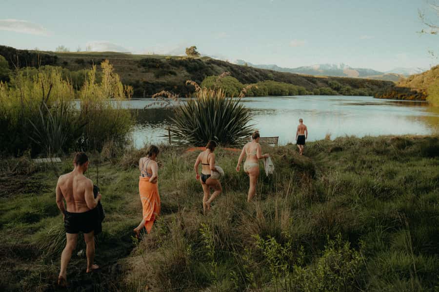 Queenstown: Riverside Sauna and Cold Plunge Experience - Inside the 80 to 100°C wood-fired barrel sauna