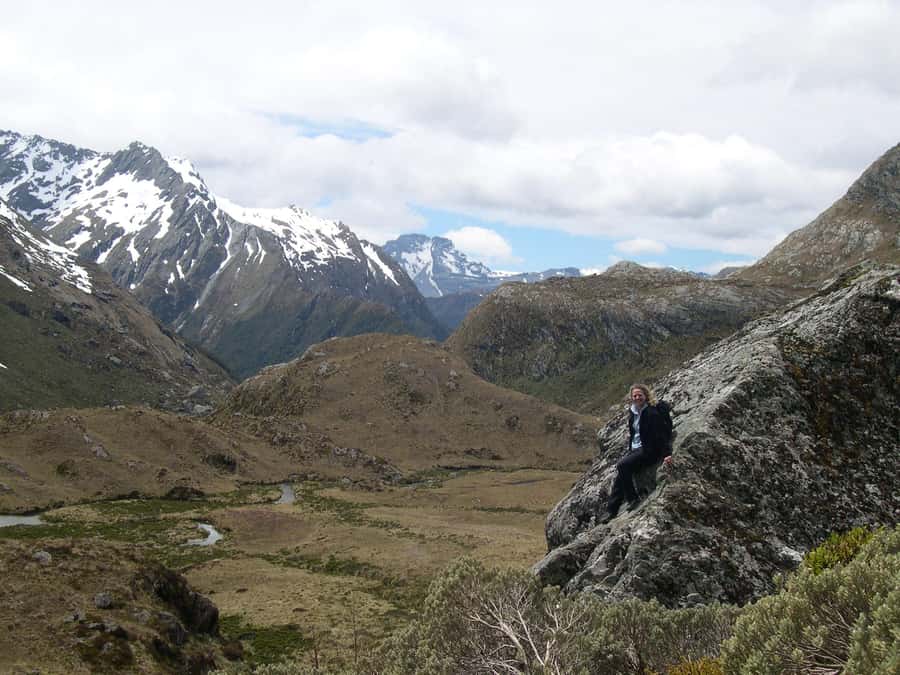 Queenstown: Routeburn Track Guided Full-Day Walk or Half Day - How the guides shape the experience