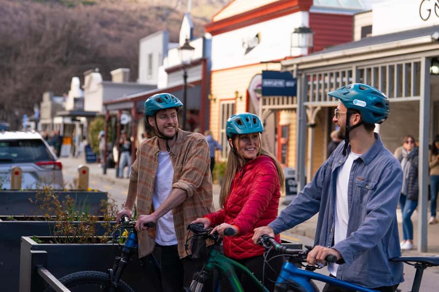 Queenstown: Self-Guided Gibbston Valley Wineries Bike Tour - Picking wineries without wasting the afternoon