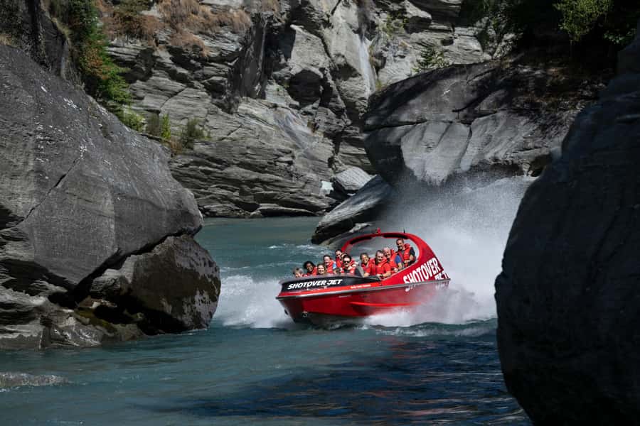 Queenstown: Shotover River Extreme Jet Boat Experience - Getting ready for a fast, cold 25 minutes