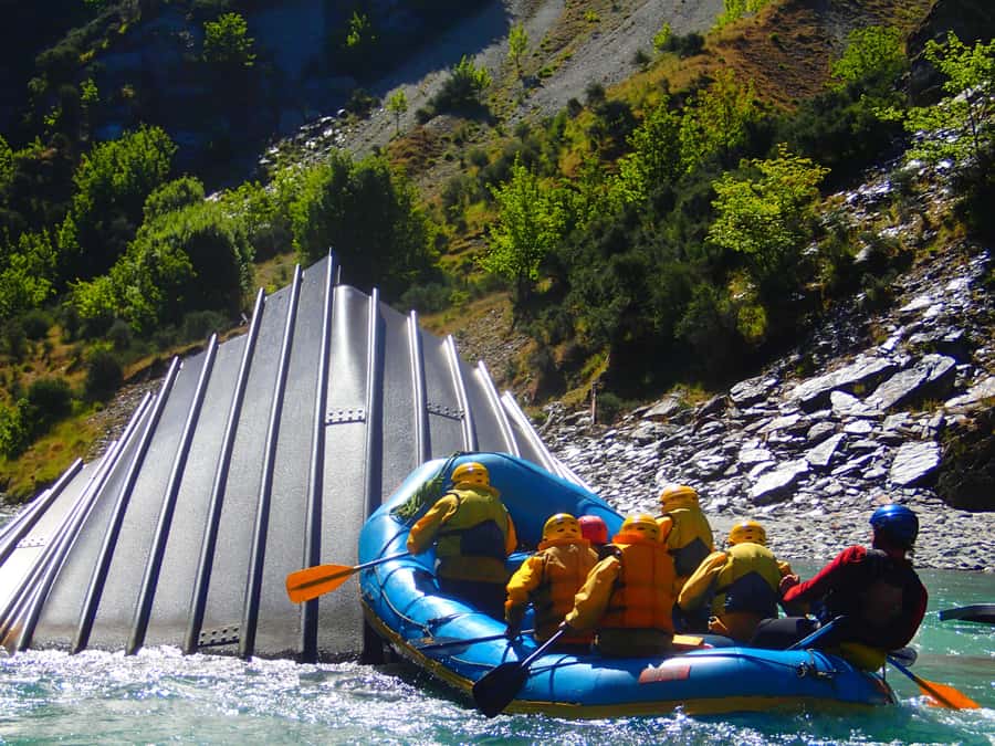Queenstown: Shotover River Rafting & Skippers Canyon Tour - Who should book this rafting trip