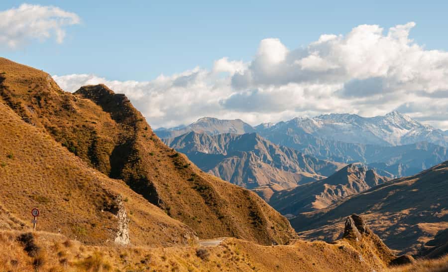 Queenstown: Skippers Canyon Goldrush Highlights Tour - Gantley’s Tavern gives the trip a fitting ending