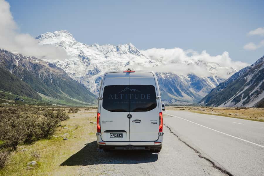 Queenstown: Small Group Mt Cook Day Tour - Cromwell and the Central Otago fruit stop