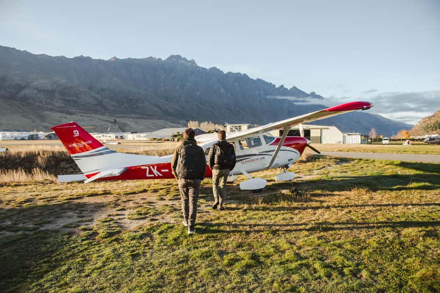 Queenstown: Sunrise Glacier Scenic Flight - Getting to the airport before Queenstown wakes up