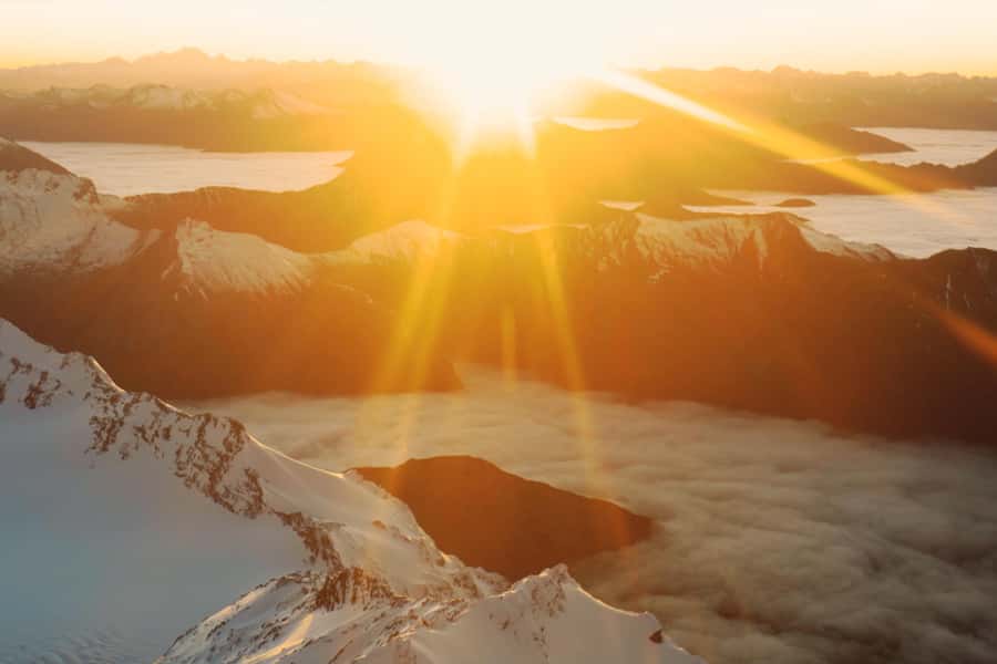Queenstown: Sunrise Glacier Scenic Flight - Why the glacier route matters