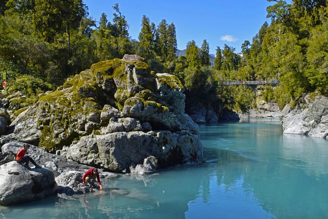 Queenstown to Christchurch via Franz Josef 2-Day Small-Group Tour - From Queenstown to Wānaka by the Crown Range