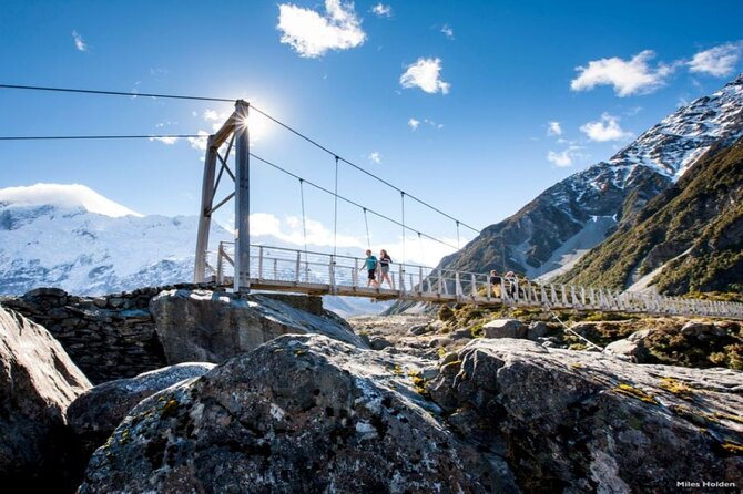 Queenstown to Mt Cook Small Group Tour (One-Way) - Lake Pukaki and the first sight of Aoraki