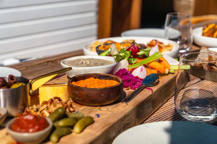 Queenstown: Walter Peak Garden to Table Experience - Who will enjoy this most