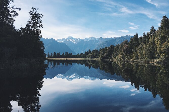 Routeburn Track Guided Hike (Full Day) - Snacks, lunch, and a long day on foot