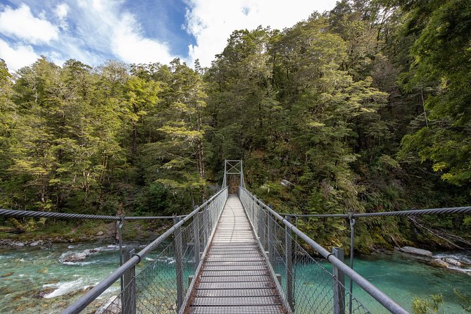 Routeburn Track Guided Hike (Full Day) - Which guide style suits this experience?