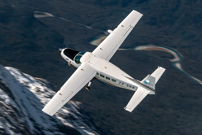 Scenic Flight Transfer to Queenstown from Milford Sound - Greenstone Valley, Caples Valley, and Lake Wakatipu