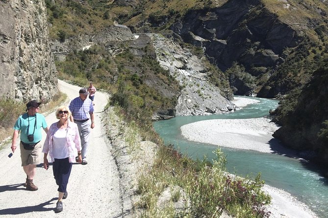 Skippers Canyon 4WD Tour from Queenstown - Short walks and photo stops without a long hike