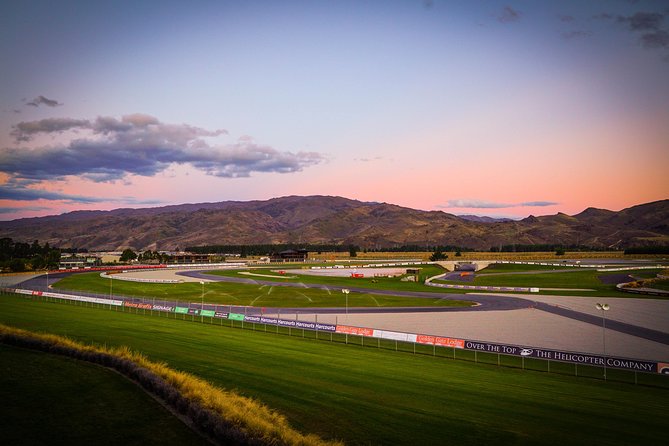 Supercar Fast Dash - Highlands Motorsport and Tourism Park - A fast ride at Highlands Motorsport Park