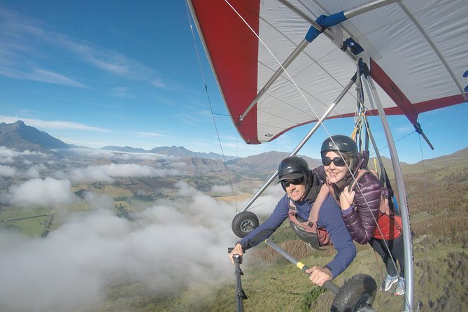 Tandem Hang Gliding - Reaching the Coronet Peak launch area