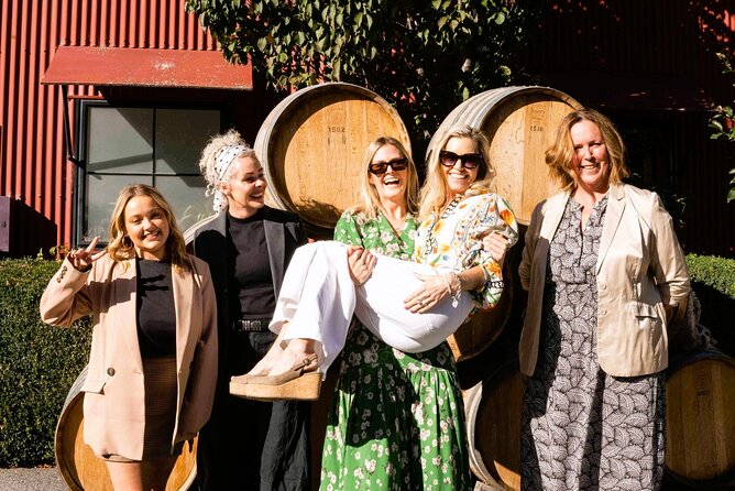 The Original Queenstown Wine Trail Tour – Celebrating 33+ Years! - Stop three: Kinross for tasting and lunch