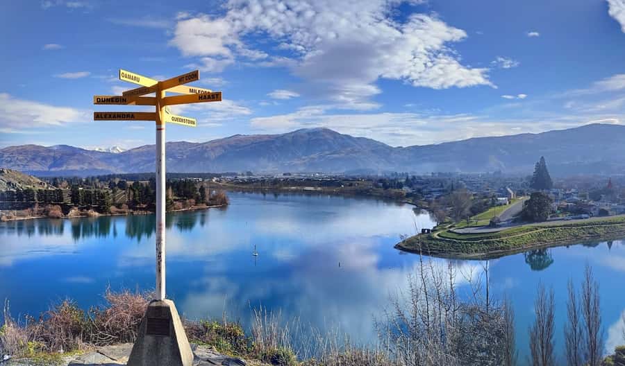 Ultimate Lake Dunstan Bike Hire, Shuttles And Boat Return - Why the Lake Dunstan Trail makes a strong one-day outing