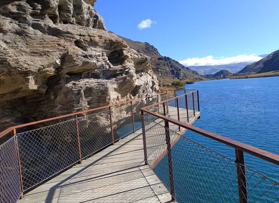 Ultimate Lake Dunstan Bike Hire, Shuttles And Boat Return - Starting at McNulty Inlet and getting set up