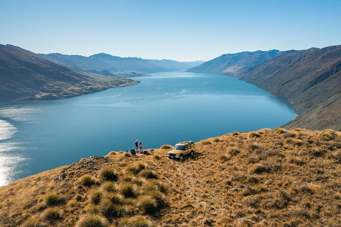 Wanaka 4x4 Explorer The Ultimate Lake and Mountain Adventure - The picnic above the lake