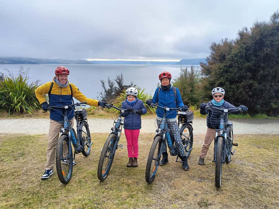 Wānaka And Hāwea: Trail Ride on Bike or E-Bike - Why this route is such a good way to see Wānaka