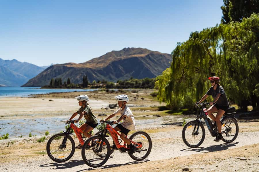 Wānaka: Gladstone Track and Wanaka Trails on Bike or eBike - Starting in Wānaka with a proper bike fitting