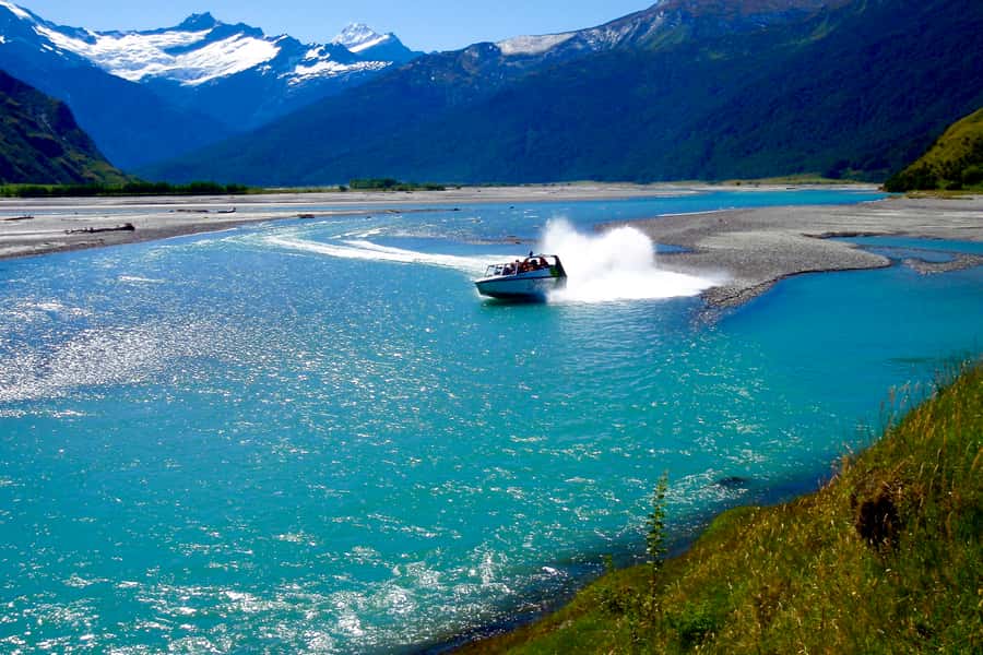 Wanaka: Jet Boat & Wilderness Walk - A fast route into the Matukituki Valley