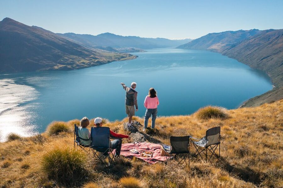 Wanaka: Mount Burke 4x4 Explorer and Boat Tour - Why the small group matters