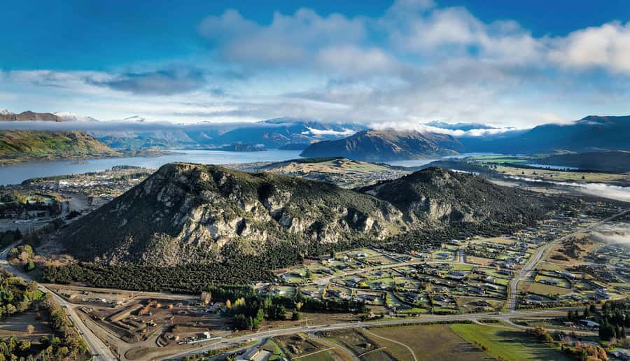 Wanaka: Scenic Hot Air Balloon Flight - The early-morning meeting and ride to the launch site
