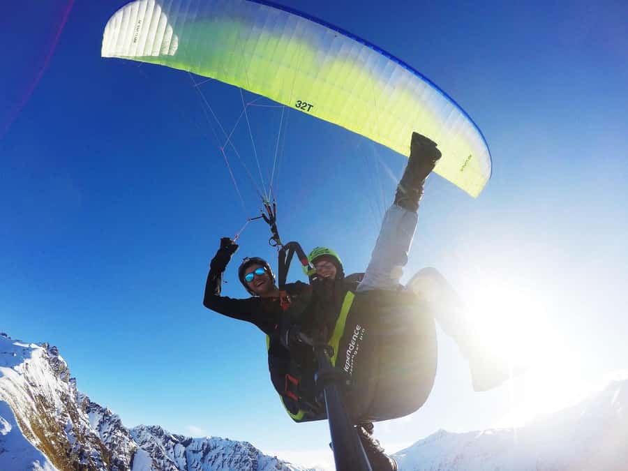 Wanaka: Tandem Paragliding Experience - Smooth glide or roller-coaster turns