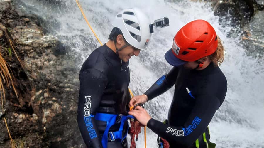 Wanaka: Waterfall Climb and Canyon Tour - Small groups and the guide-led approach